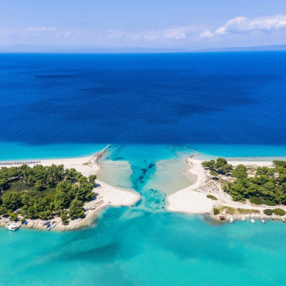 Summer Getaways: 5 μαγικές παραλίες στο δεύτερο πόδι της Χαλκιδικής που δε σκέφτεστε συχνά να εξερευνήσετε